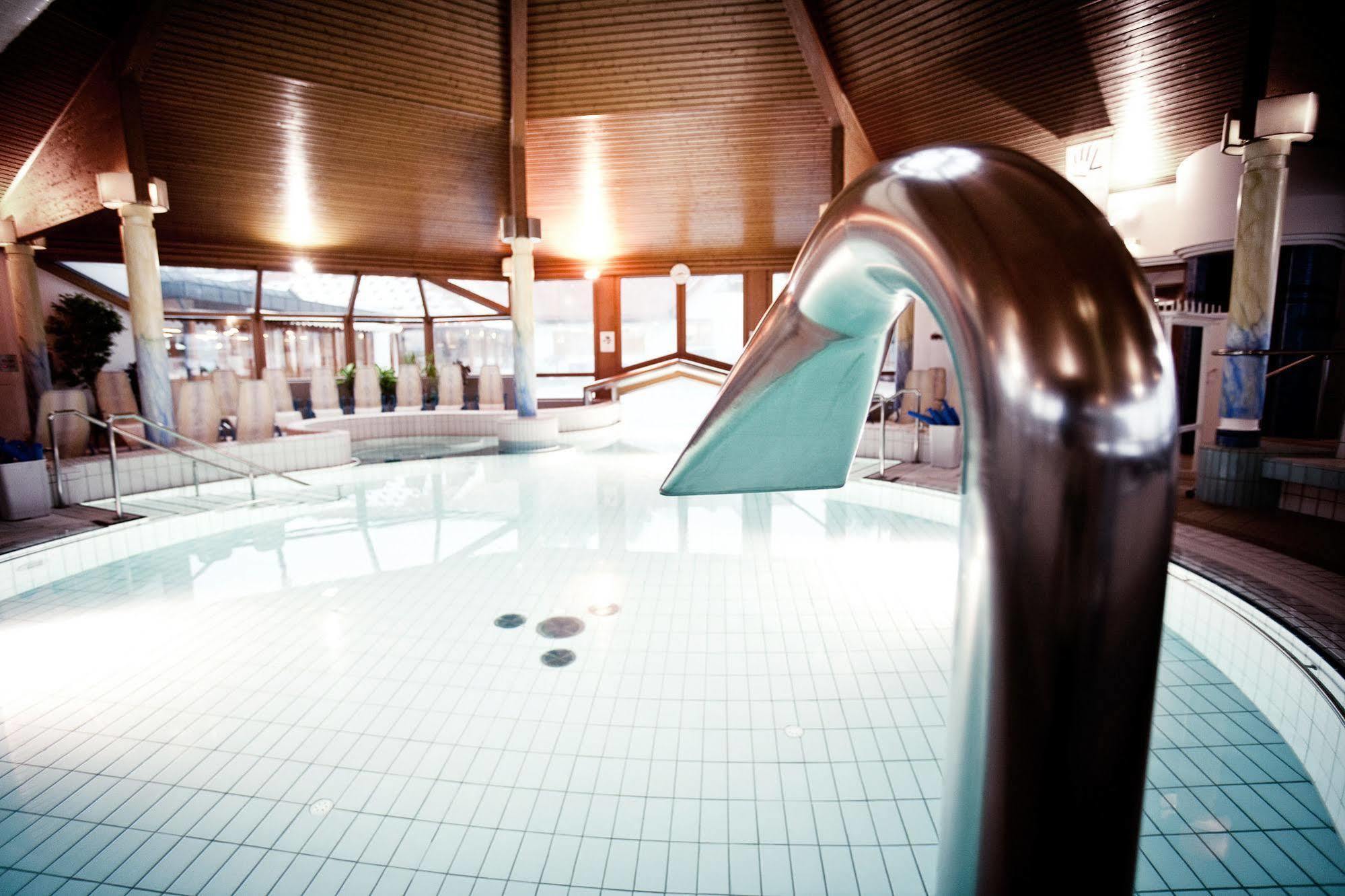 Hotel Kowald Loipersdorf Лойперсдорф бай Фюрстенфелд Екстериор снимка